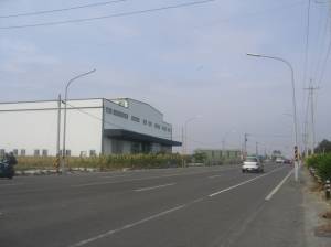 誠昱/安南都內鄰台江大道.
